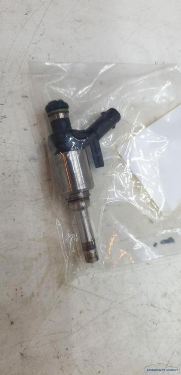 Benzine injector Audi A6 C7 2.0 TFSI 06L906036K origineel ge beschikbaar voor biedingen