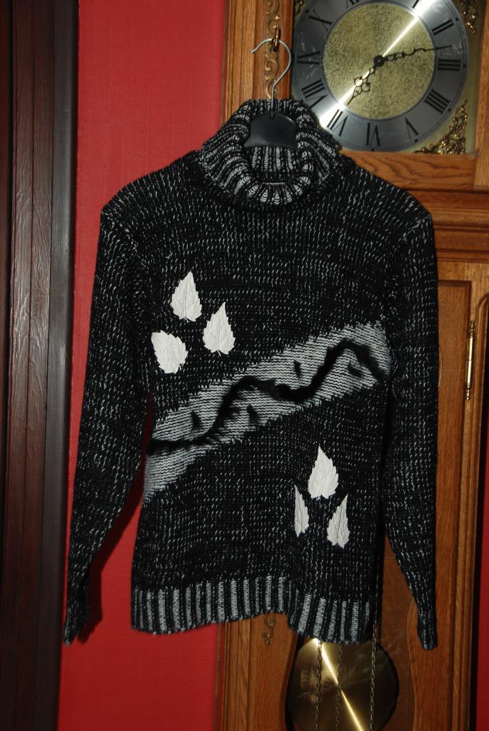 Pull à col roulé"Papareil" noir et blanc T38 Très Bon Etat!, Vêtements | Femmes, Pulls & Gilets, Comme neuf, Taille 38/40 (M)