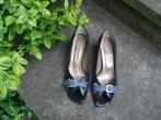 Livraison gratuite nouveaux talons de fête vintage bleu fonc, Vêtements | Femmes, Neuf, Vintage, Bleu, Chaussures basses