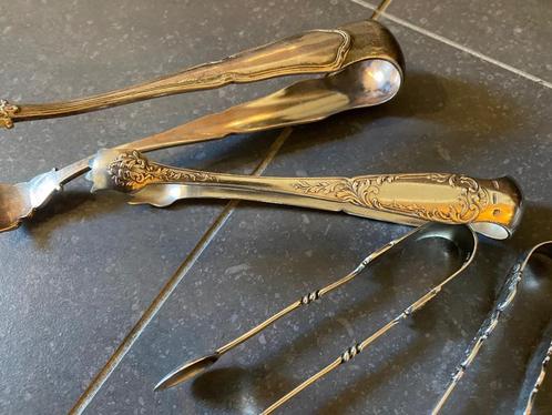 4 maal suikertang Pince à sucre    2 in zilver 2 verzilverd, Antiek en Kunst, Antiek | Zilver en Goud, Zilver, Ophalen of Verzenden