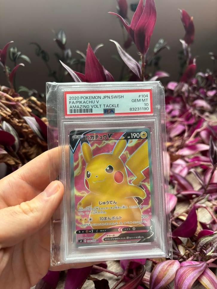 Pikachu V / PSA 10, Hobby en Vrije tijd, Verzamelkaartspellen | Pokémon, Zo goed als nieuw, Ophalen of Verzenden