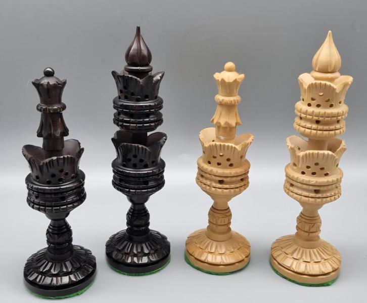 Échiquier série Lotus. Inde, Hobby en Vrije tijd, Gezelschapsspellen | Bordspellen, Zo goed als nieuw, Ophalen