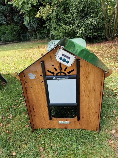 Kunstof kippenhok Cucciolotta voor 4 kippen. NOOIT MEER BLOE, Dieren en Toebehoren, Pluimvee | Toebehoren, Zo goed als nieuw, Ophalen