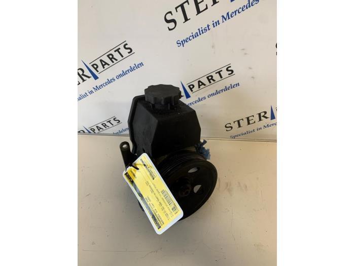 Stuurbekrachtiging Pomp van een Mercedes SLK, Auto-onderdelen, Besturing, Mercedes-Benz, Gebruikt, 3 maanden garantie, Ophalen of Verzenden
