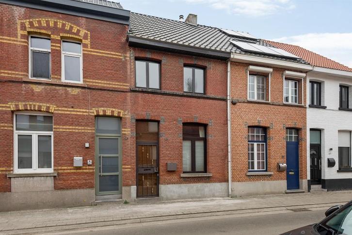 Eengezinswoning met tuin terras,nieuwe keuken, Immo, Huizen en Appartementen te koop, Antwerpen (stad), 200 tot 500 m², Tussenwoning