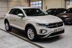 Volkswagen T-Roc 1.5 TSI Style Business DSG NIEUW - NAVI / C, 4 cilinders, Bedrijf, 5 zetels, 150 pk