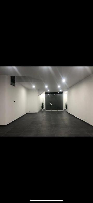 Garage + Showroom in Hamme te koop !, Province de Flandre-Orientale, 554 m², Jusqu'à 200 m², Hamme