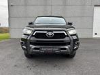 Toyota Hilux Double Cab 2.8 204hp 6AT Invincible, Auto's, Toyota, Automaat, Parkeersensor, Zwart, Diesel