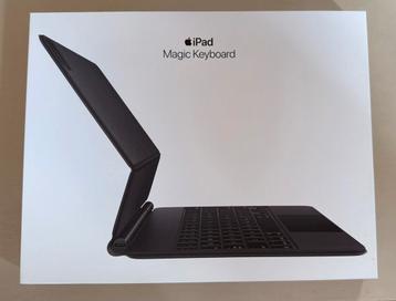 Magic Keyboard Azerty vr  Ipad Air & Ipad Pro 11 inch beschikbaar voor biedingen