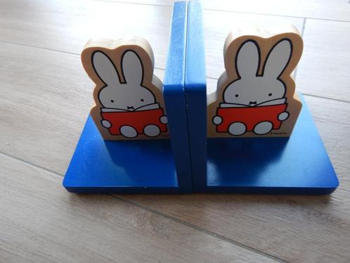 Nijntje boekensteun - set van 2 / 2 sets beschikbaar, Kinderen en Baby's, Speelgoed | Houten speelgoed, Zo goed als nieuw, Overige typen