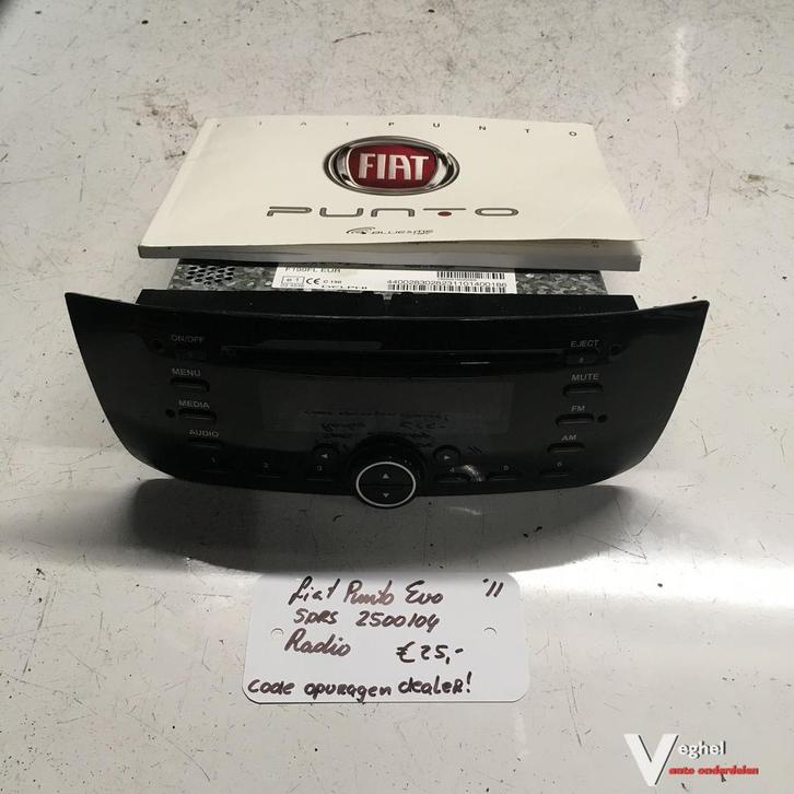 Fiat Punto EVO 5Drs 2011 2500104 Radio Systeem, Auto diversen, Autoradio's, Ophalen of Verzenden