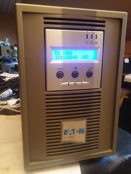 Onduleur EATON EX1000/900W - batterie neuve - sinus pur - do, Informatique & Logiciels, Alimentations de secours (UPS), Comme neuf