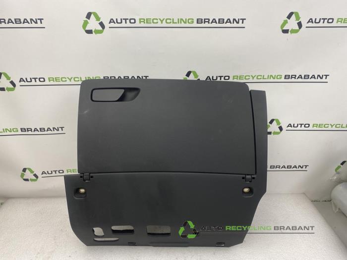 Boîte à gants d'un Audi A3, Autos : Pièces & Accessoires, Tableau de bord & Interrupteurs, Utilisé, 3 mois de garantie, Enlèvement ou Envoi