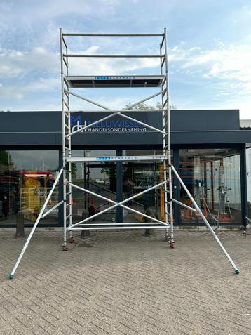 Altrex aluminium rolsteiger 0.75x.2.45M 6.2M werkhoogte beschikbaar voor biedingen