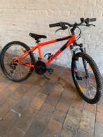 BTWIN ROCKRIDER 500 24 inch 18 V (weinig gebruikt), Fietsen en Brommers, Ophalen, Zo goed als nieuw