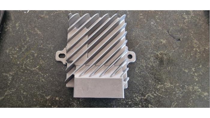 Amplificateur radio d'un Mini Mini, Autos : Pièces & Accessoires, Électronique & Câbles, Mini, Utilisé, 3 mois de garantie, Enlèvement ou Envoi