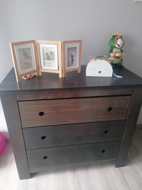 Kinderkamer met bed en commode, Kinderen en Baby's, Kinderkamer | Commodes en Kasten, Zo goed als nieuw, Commode, Ophalen