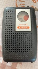 Vintage pocket radio Vanica, Audio, Tv en Foto, Ophalen of Verzenden, Radio