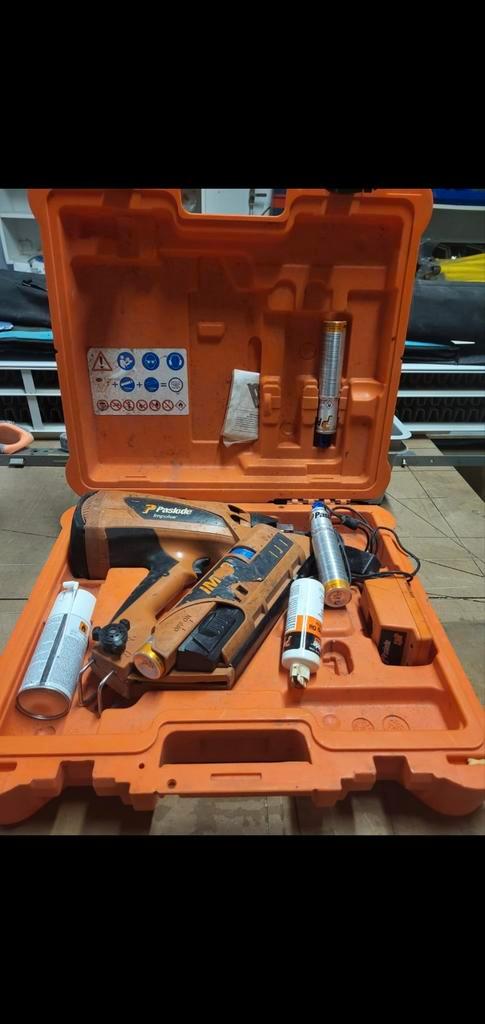 bosch. paslode. spit. makita. carat.  Laserliner. Hilti., Doe-het-zelf en Bouw, Gereedschap | Schuurmachines, Gebruikt, Ophalen
