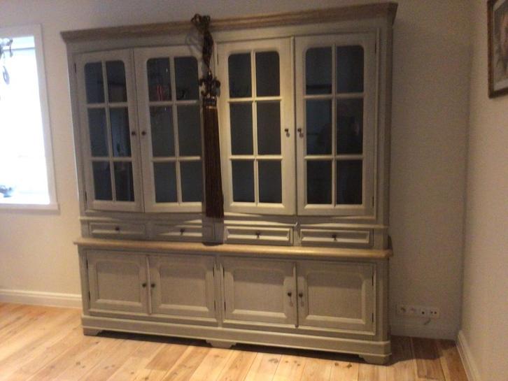 Prachtige buffet vitrinekast, Huis en Inrichting, Kasten | Vitrinekasten, Nieuw, Ophalen