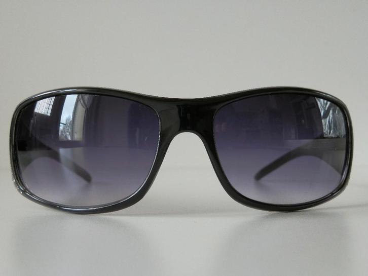 DG zonnebril., Bijoux, Sacs & Beauté, Lunettes de Soleil & Lunettes | Femmes, Comme neuf, Lunettes de soleil, Autres marques, Autres couleurs