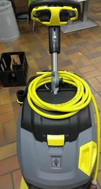 Schrobzuigmachine Karcher, Ophalen, Zo goed als nieuw, Schrobmachine