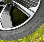 Jantes de 18 pouces avec pneus saisonniers, Pneus et Jantes, 245 mm, 4 Saisons, Véhicule de tourisme