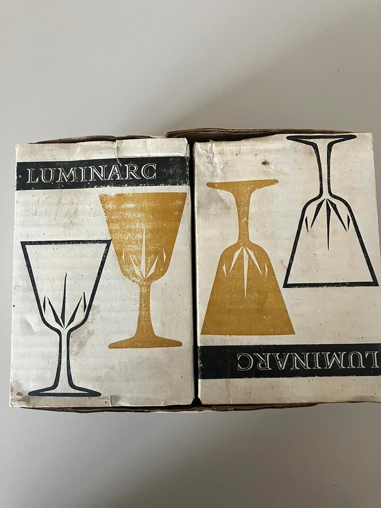 12 VINTAGE kristallen LUMINARC borrelglaasjes., Enlèvement ou Envoi