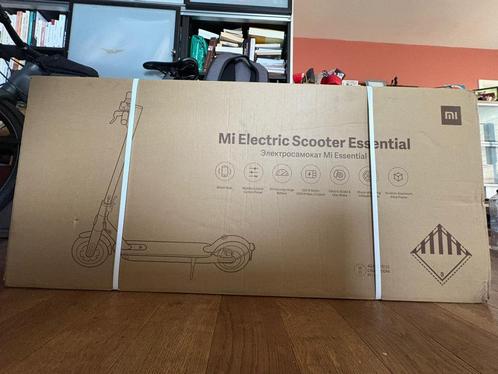 Trotinette electrique Xiaomi Mi essential NEUF 250w, Fietsen en Brommers, Steps, Nieuw, Elektrische step (E-scooter), Ophalen