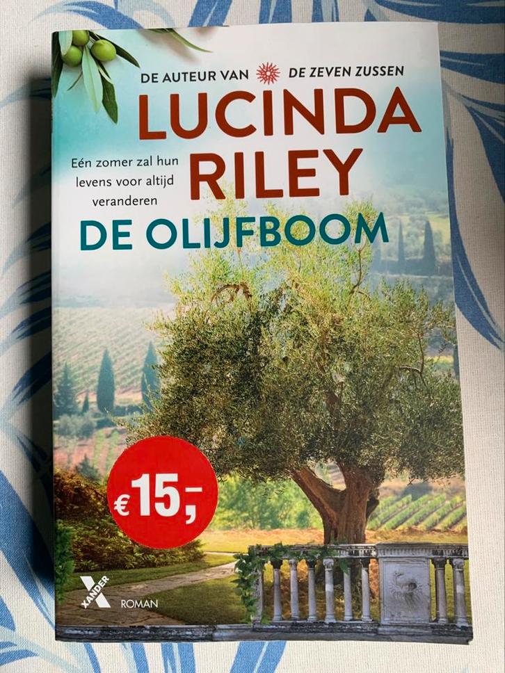 Lucinda Riley - De olijfboom, Livres, Littérature, Comme neuf, Enlèvement ou Envoi
