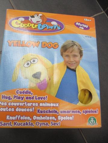 Nieuw knuffelfleece met hondenkop beschikbaar voor biedingen