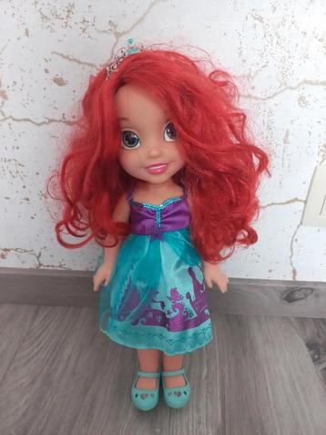 Disney Princess pop Ariel de kleine zeemeermin