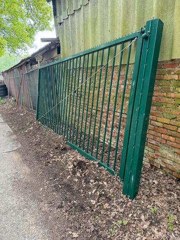 Poort 5meter beschikbaar voor biedingen