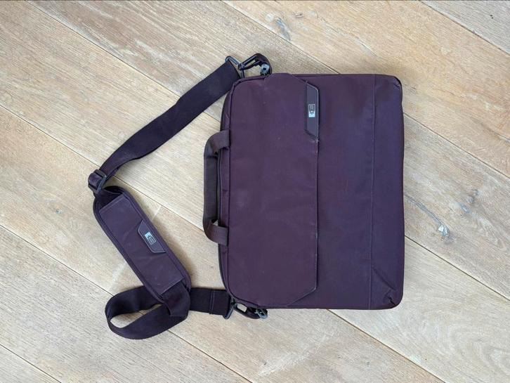 Case Logic MLA-114, Computers en Software, Laptoptassen, Zo goed als nieuw, Ophalen