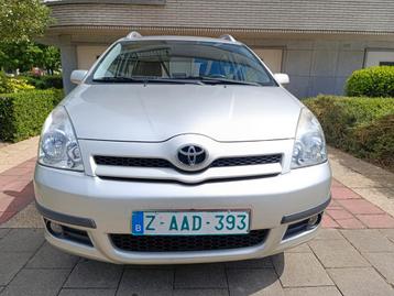 Toyota Corolla Verso Benzine Automaat met airconditioning 7- beschikbaar voor biedingen