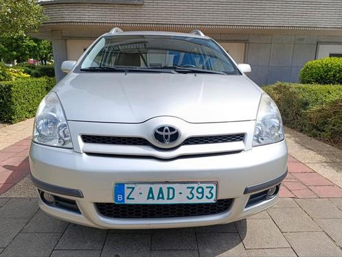 Toyota Corolla Verso Benzine Automaat met airconditioning 7-, Auto's, Toyota, Bedrijf, Corolla Verso, Benzine, Euro 4, 5 deurs