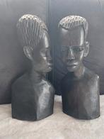 2 unieke Afrikaanse beelden, Maison & Meubles, Comme neuf, Enlèvement