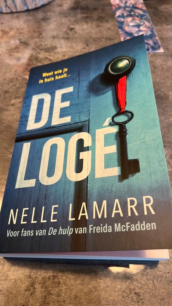 Nelle Lamarr - De logé, Boeken, Thrillers, Zo goed als nieuw, Ophalen of Verzenden