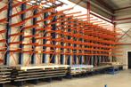 Industriële Platenstelling – 20m lang | 24 draagframes, Ophalen, Gebruikt