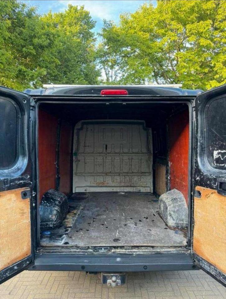 Peugeot Boxer L1H1-2016-Diesel-EURO 6-180000 KM-€7600, Auto's, Peugeot, Bedrijf, Boxer, ABS, Airbags, Airconditioning, Alarm, Bluetooth