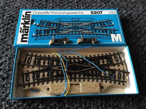 Marklin 5207 kruiswissel in ovp, Hobby en Vrije tijd, Modeltreinen | H0, Zo goed als nieuw, Rails, Wisselstroom, Märklin, Ophalen of Verzenden