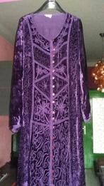 lang kleed in paars fluweel met knopen - free size, Porté, Enlèvement, Sous le genou, Violet