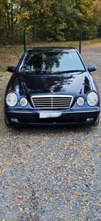 À vendre Mercedes w210 200 Cdi, Auto's, Achterwielaandrijving, Elektrische ramen, Overige bekleding, 5 deurs