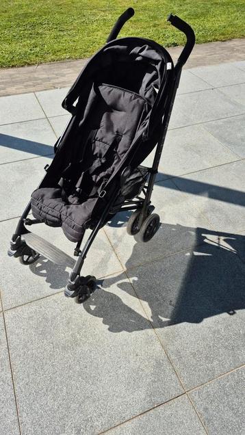 Chicco Liteway 4 Buggy Jet Black, bijna niet gebruikt! beschikbaar voor biedingen