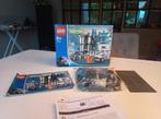 LEGO World City 7035 Police HQ Kazerne, Kinderen en Baby's, Speelgoed | Duplo en Lego, Ophalen of Verzenden, Zo goed als nieuw