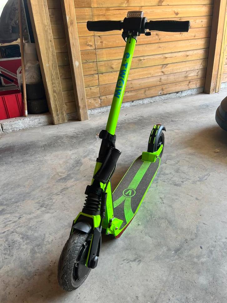 Professionele Step ETWOW, Fietsen en Brommers, Steps, Zo goed als nieuw, Ophalen