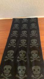 Sjaal, Enlèvement ou Envoi, Écharpe