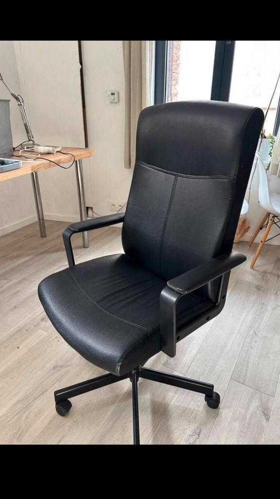 BUREAUSTOEL İN GOEDE STAAT, Huis en Inrichting, Bureaustoelen, Gebruikt, Bureaustoel, Zwart, Ergonomisch, Gaming bureaustoel, Ophalen of Verzenden