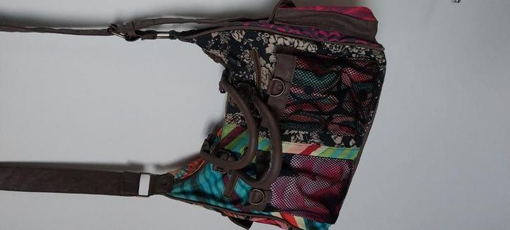 Grand sac Desigual, Handtassen en Accessoires, Tassen | Damestassen, Zo goed als nieuw, Ophalen