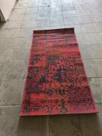 Rood tapijtje (150cm op 80cm), Huis en Inrichting, Stoffering | Tapijten en Vloerkleden, Ophalen, Gebruikt, 100 tot 150 cm, 50 tot 100 cm